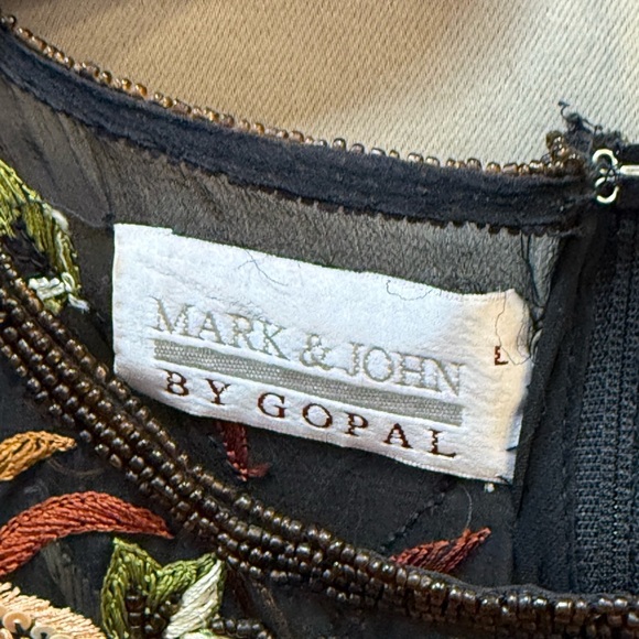 Mark & John by GOPAL Black Silk Crepe Sleeveless Top w/Beading & Embroidery - Picture 2 of 3